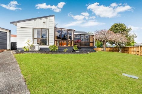 Photo of property in 1 Oakmont Place, Wattle Downs, Auckland, 2103