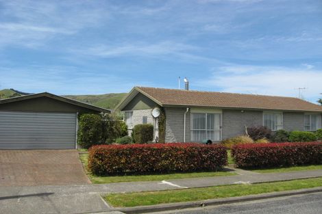 Photo of property in 2 Montgomery Street, Cheviot, 7310