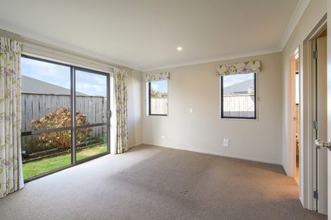 Photo of property in 22 Coby Sydney Drive, Bell Block, New Plymouth, 4312