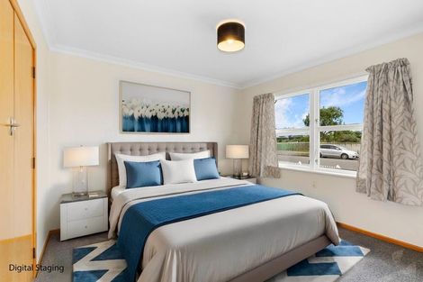 Photo of property in 34 Queenwood Road, Levin, 5510