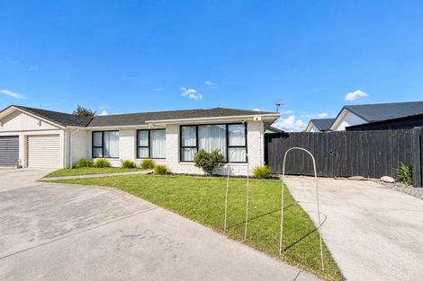 Photo of property in 1/468a Greers Road, Bishopdale, Christchurch, 8053
