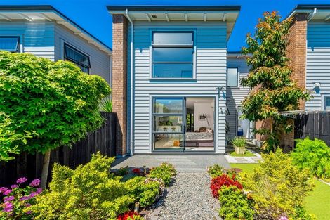 Photo of property in 28 Rangihina Road, Hobsonville, Auckland, 0616