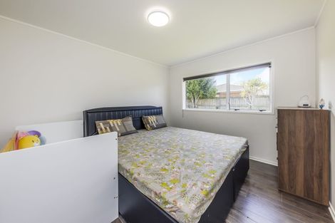 Photo of property in 14 Peridot Place, Conifer Grove, Takanini, 2112