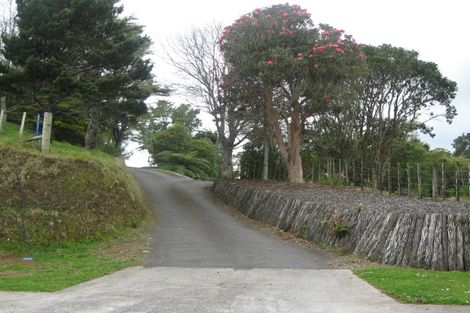 Photo of property in 41 Veale Road, Frankleigh Park, New Plymouth, 4371