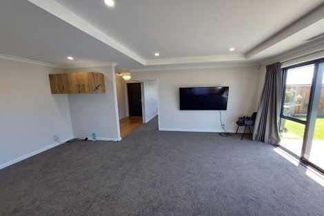 Photo of property in 6 Feather Place, Rolleston, 7615