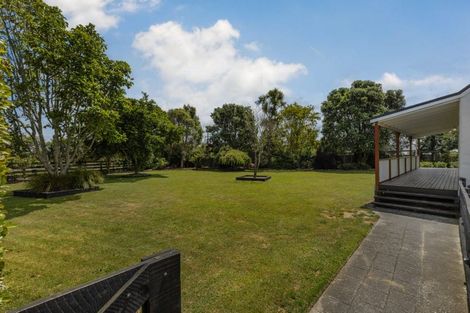 Photo of property in 461 Tararua Road, Levin, 5571