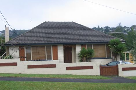 Photo of property in 28 Norman Road, Titirangi, Auckland, 0604