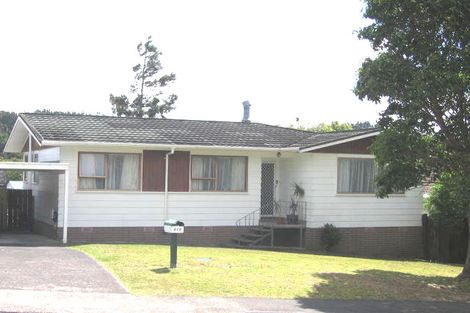 Photo of property in 1/2 Spinella Drive, Bayview, Auckland, 0629