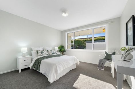 Photo of property in 1/17 Tyrone Street, Belfast, Christchurch, 8051