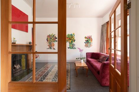 Photo of property in 62 Pirie Street, Mount Victoria, Wellington, 6011