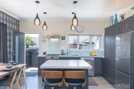 Photo of property in 1/25 Vincent Street, Waterloo, Lower Hutt, 5011