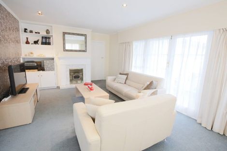 Photo of property in 12 Redwood Avenue, Tawa, Wellington, 5028