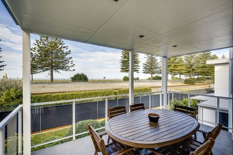 Photo of property in 84 Te Awa Avenue, Te Awa, Napier, 4110