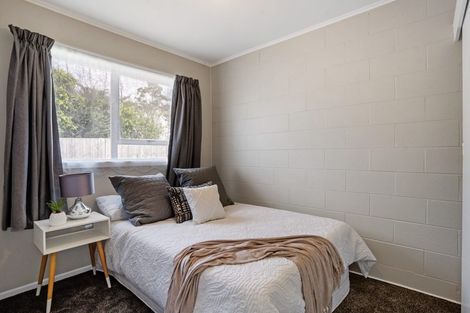 Photo of property in 3/68 Rua Road, Glen Eden, Auckland, 0602