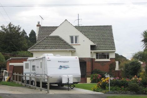 Photo of property in 16 Lisburn Avenue, Caversham, Dunedin, 9012