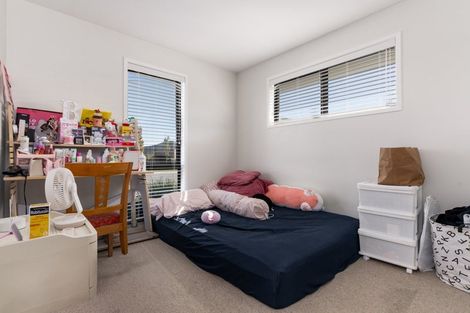 Photo of property in 187 Faringdon Boulevard, Rolleston, 7615