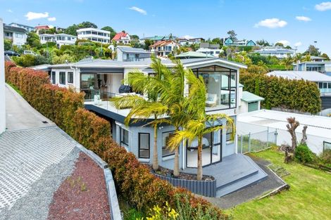 Photo of property in 10 Ardern Avenue, Stanmore Bay, Whangaparaoa, 0932