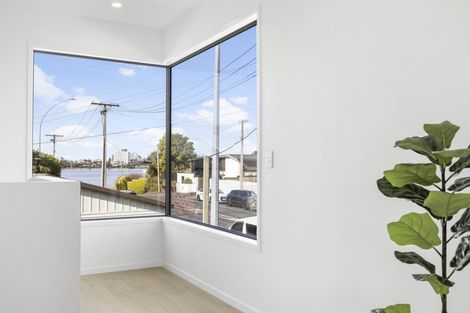 Photo of property in 1/12 Killarney Road, Frankton, Hamilton, 3204