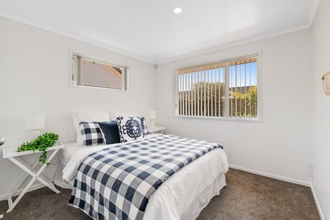 Photo of property in 8/262 Centreway Road, Orewa, 0931