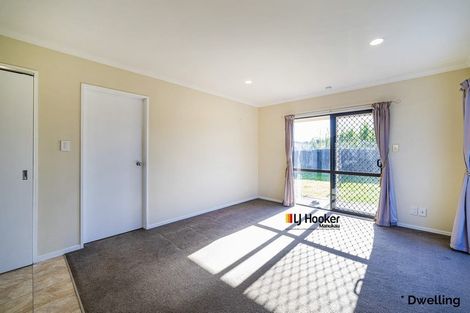 Photo of property in 18 Dungarvon Place, Clendon Park, Auckland, 2103