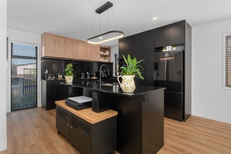 Photo of property in 73 Pasture Way, Papamoa, 3118