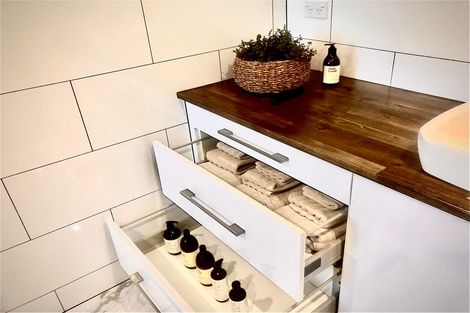 Photo of property in 27a Goldsmith Road, Hospital Hill, Napier, 4110