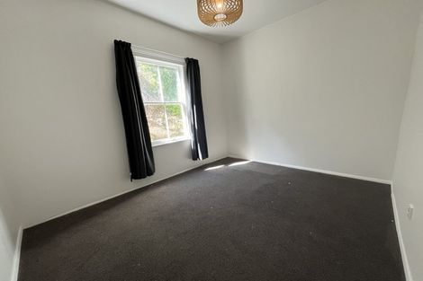 Photo of property in 8 Doctors Common, Mount Victoria, Wellington, 6011