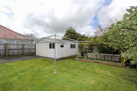 Photo of property in 21 Walsh Road, Westown, New Plymouth, 4310