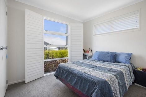 Photo of property in 20 Pioneer Crescent, Omokoroa, 3114