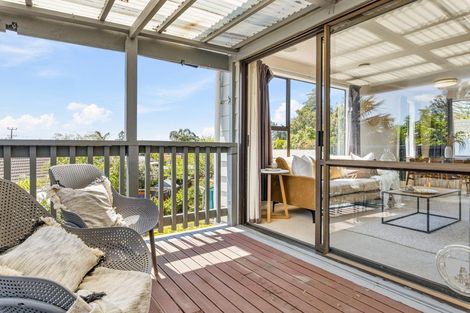 Photo of property in 6 Parrs Cross Road, Henderson, Auckland, 0612