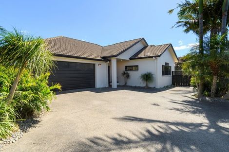 Photo of property in 144 Tuihana Drive, Papamoa Beach, Papamoa, 3118