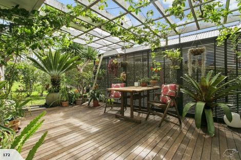 Photo of property in 26 Peter Terrace, Castor Bay, Auckland, 0620