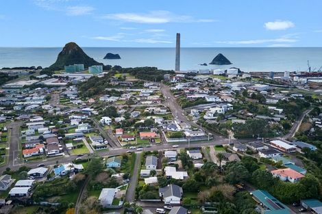 Photo of property in 71 Ngamotu Road, Spotswood, New Plymouth, 4310