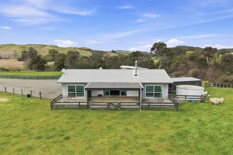 Photo of property in 1597 Turakina Valley Road, Marton, Whanganui, 4581