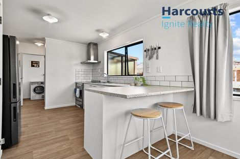 Photo of property in 23 Lane Road, Weymouth, Auckland, 2103