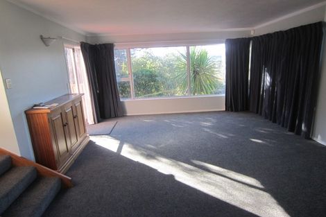 Photo of property in 1 Fyvie Avenue, Tawa, Wellington, 5028