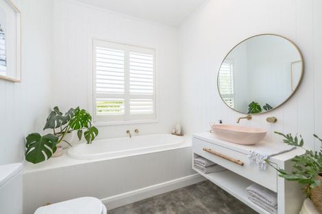 Photo of property in 194 Wood Street, Woodside, Greytown, 5794