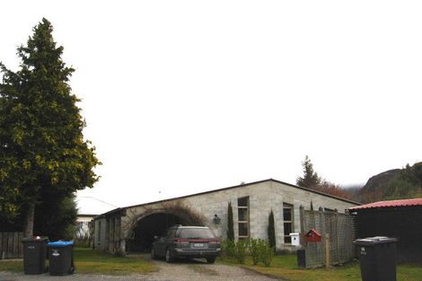 Photo of property in 8 Premier Place, Arrowtown, 9302