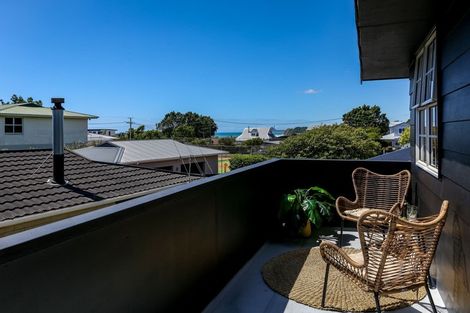 Photo of property in 23 Linda Street, Oakura, 4314