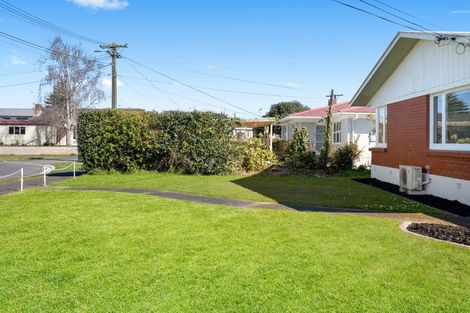 Photo of property in 15 Sheridan Street, Silverdale, Hamilton, 3216