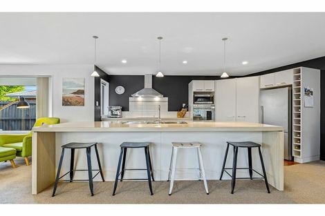 Photo of property in 5 Cyclamen Place, Aidanfield, Christchurch, 8025