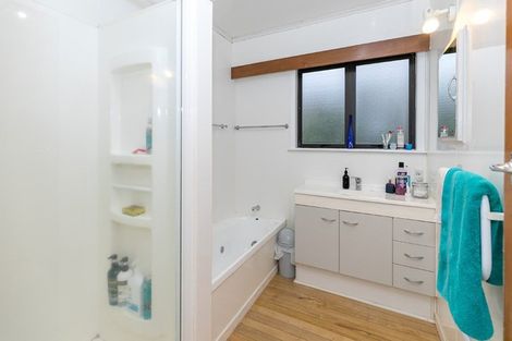 Photo of property in 6 Westney Place, Forest Lake, Hamilton, 3200