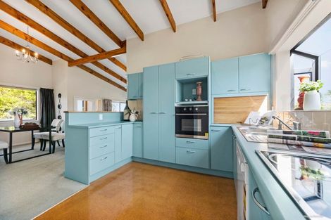 Photo of property in 5 Lagoon Way, West Harbour, Auckland, 0618