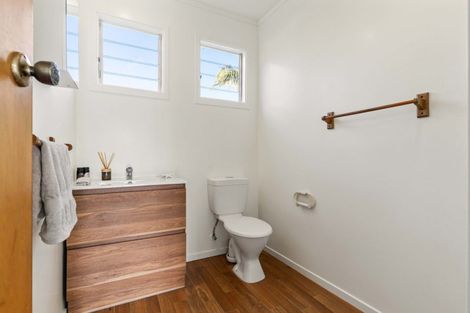 Photo of property in 108b Sharyn Place, Whangamata, 3620