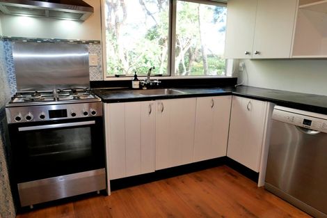 Photo of property in 136 Ruapehu Street, Paraparaumu, 5032