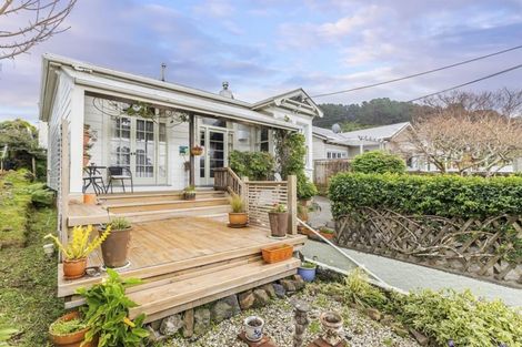 Photo of property in 87 Standen Street, Karori, Wellington, 6012