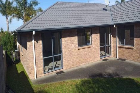 Photo of property in 20 Tauranga Place, Orewa, 0931