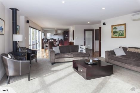 Photo of property in 17 Major Aitken Drive, Huntsbury, Christchurch, 8022