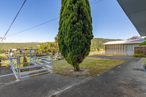 Photo of property in 19 Thomas Street, Stokes Valley, Lower Hutt, 5019