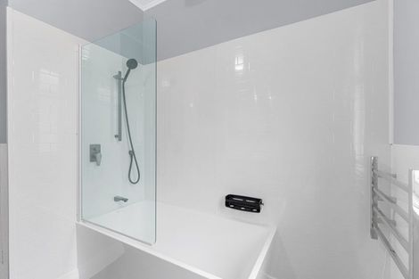 Photo of property in 58 Featherston Street, Takaro, Palmerston North, 4412